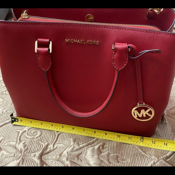 ***SOLD **** Michael kors purse - Picture 6 of 8